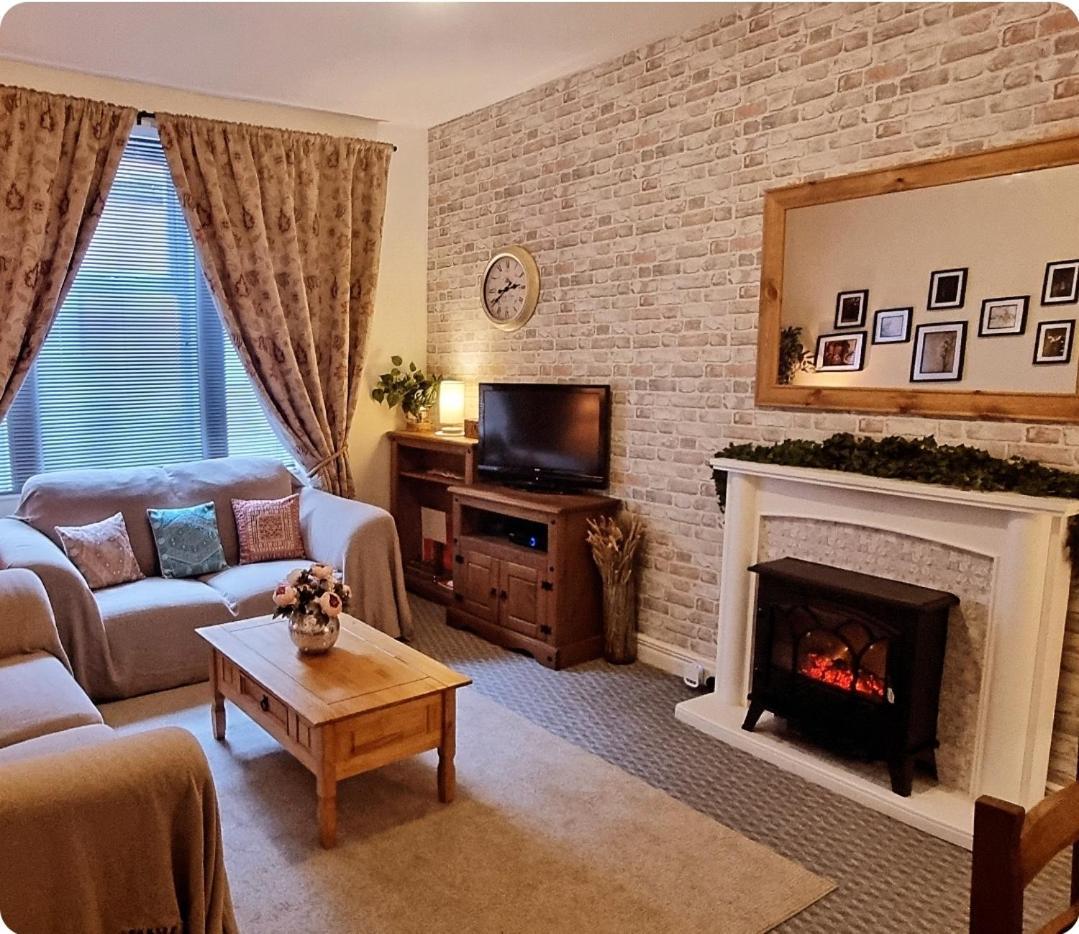 Entire, Main Door, Pet Friendly, Home Away From Home, East Ayrshire Newmilns Esterno foto